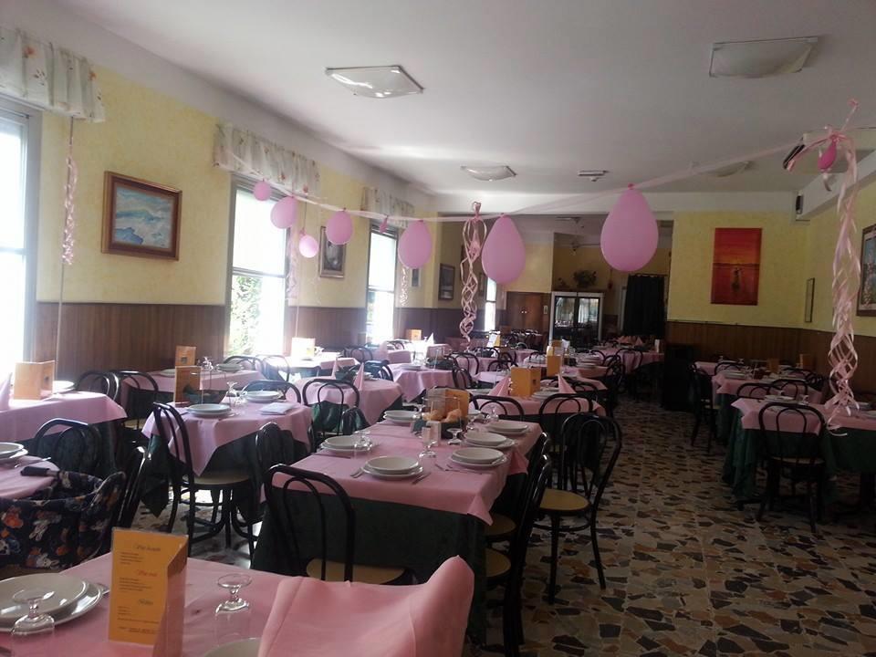 Hotel Moroni ริมินี ภายนอก รูปภาพ